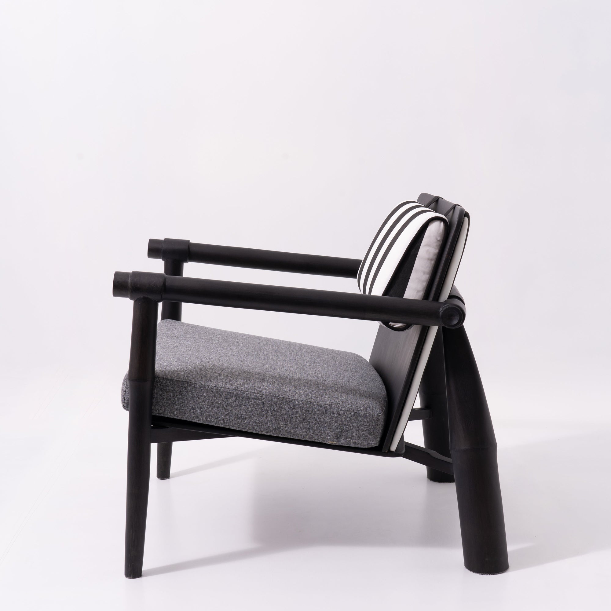Sling Lounge Chair