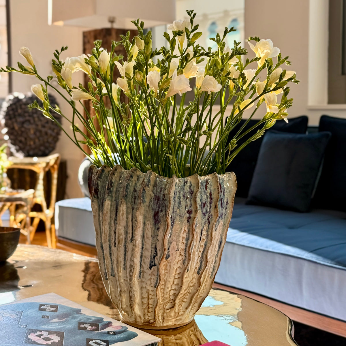 JJCurated_Reef_Vase_Reactive_Blue_2