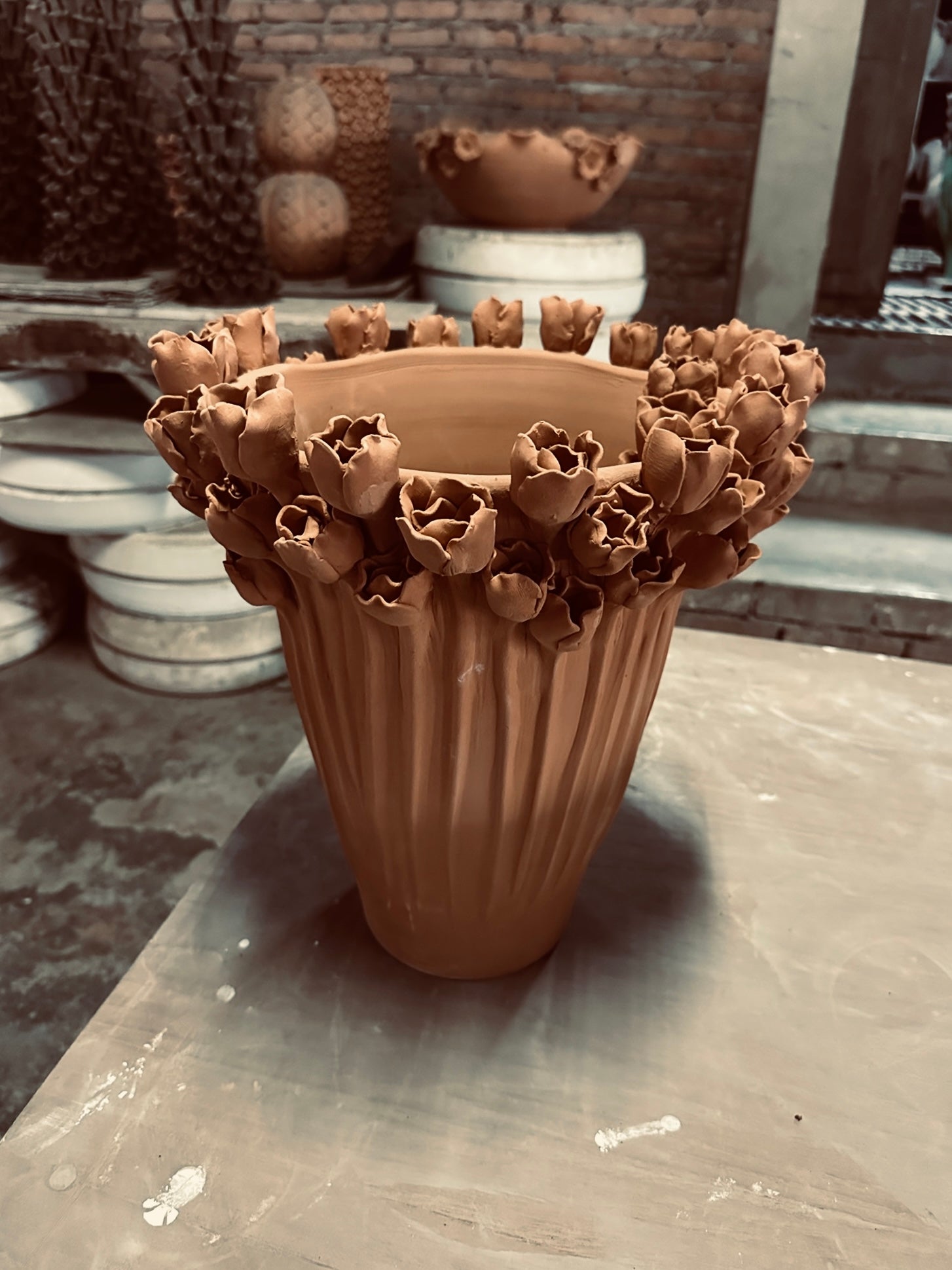 JJCurated_Tulip_Vase_Clay_Prototype
