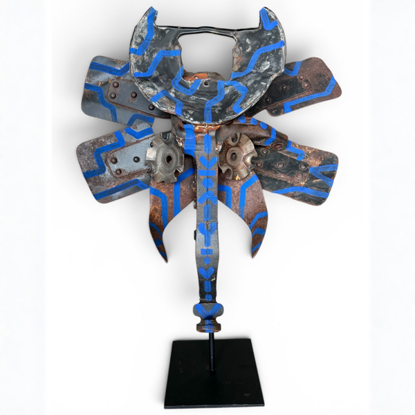Blue Sentinel Skulptur